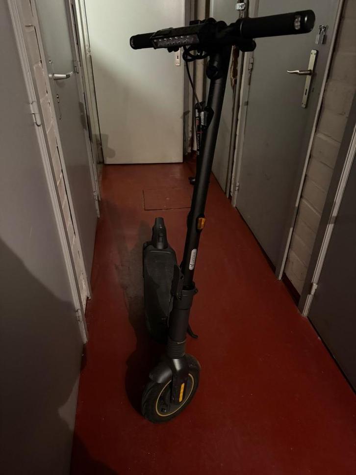 Trottinette MAX G2, Fietsen en Brommers, Steps, Zo goed als nieuw, Elektrische step (E-scooter), Ophalen