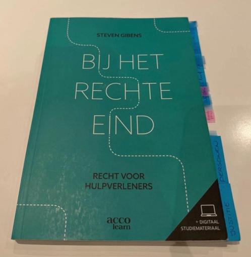 Boek “Bij het rechte eind”, Boeken, Studieboeken en Cursussen, Gelezen, Hogeschool, Ophalen of Verzenden