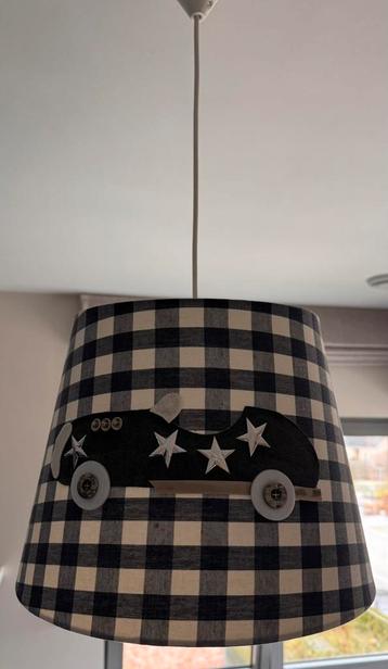 Lampenkap beschikbaar voor biedingen