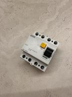 Differentieel schakelaar, Doe-het-zelf en Bouw, Ophalen, Zo goed als nieuw, Schakelaar