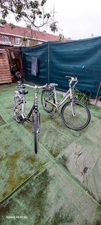 Twee damesfietsen  een gazelle een giant, Fietsen en Brommers, Fietsen | Dames | Damesfietsen, Ophalen, Gazelle