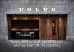 Volvo XC60 Plus, B4 mild hybrid, Benzine, Dark +  Pano +, Auto's, Volvo, 160 g/km, Te koop, Zilver of Grijs, Benzine