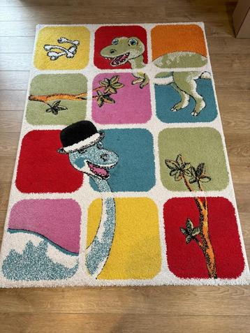 Tapijt dinosaurus  120x170 beschikbaar voor biedingen