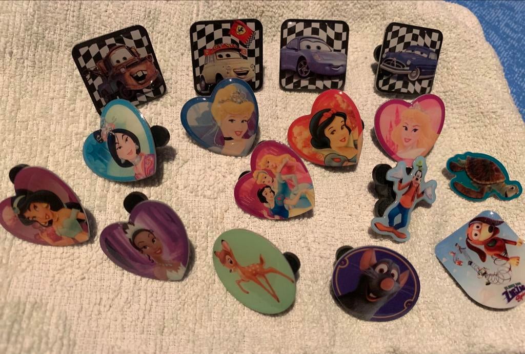 Pins - Pixar /Disney (voor verzamelaars), Enlèvement