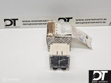 Clock BMW 3-serie E30 62131376903 beschikbaar voor biedingen