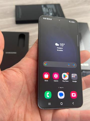 Samsung Galaxy S23 version 256gb comme neuf!! Vd/ech beschikbaar voor biedingen