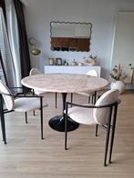 Zeldzame roze marmer eettafel 125x125x74, Ophalen, Zo goed als nieuw
