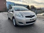 Toyota Yaris 1.33 VVT-i / AUTOMAAT / AIRCO, Auto's, Stof, Zwart, 4 cilinders, Beige