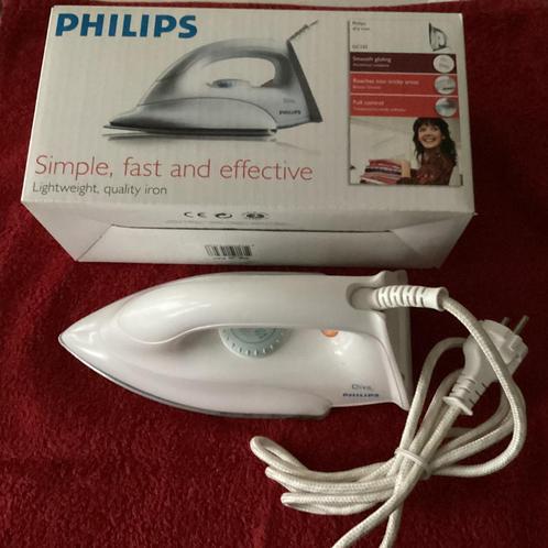 Philips GC135 Droogstrijkijzer, Elektronische apparatuur, Strijkijzers en Strijkplanken, Zo goed als nieuw, Ophalen of Verzenden