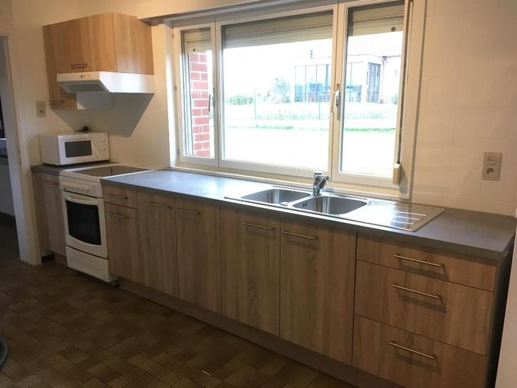 Enkelwandige keuken in houtlook te koop, Huis en Inrichting, Keuken | Complete keukens, Zo goed als nieuw, Enkelwandige keuken