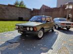 BMW 323i E21 Vert olive - 1/18 - LIMITED - PRIX : 79,90€, Nieuw, Overige merken, Auto, Ophalen