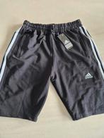 Adidas short XXL NIEUW, tailleerd eerder XL., Zwart, Nieuw, Overige maten, Ophalen of Verzenden