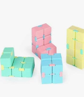 Fidget. Infinity Cubes., Enlèvement, Neuf