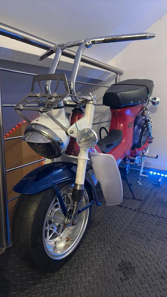 Honda chaly, Fietsen en Brommers, Brommeronderdelen | Oldtimers, Ophalen of Verzenden