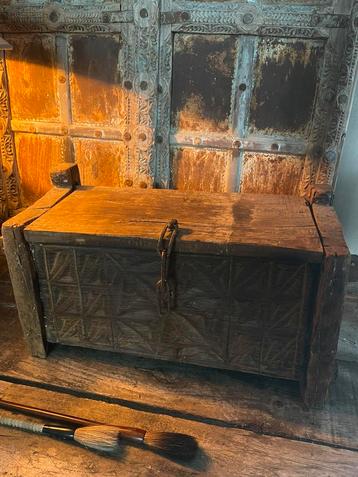 Houten koffer/ houten kist/ himalayabox
