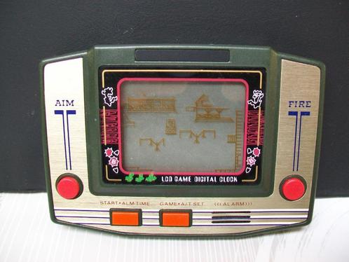 LCD Fire Game Digital Clock - Pocket - Vintage - Retro, Games en Spelcomputers, Spelcomputers | Overige, Gebruikt, Ophalen of Verzenden