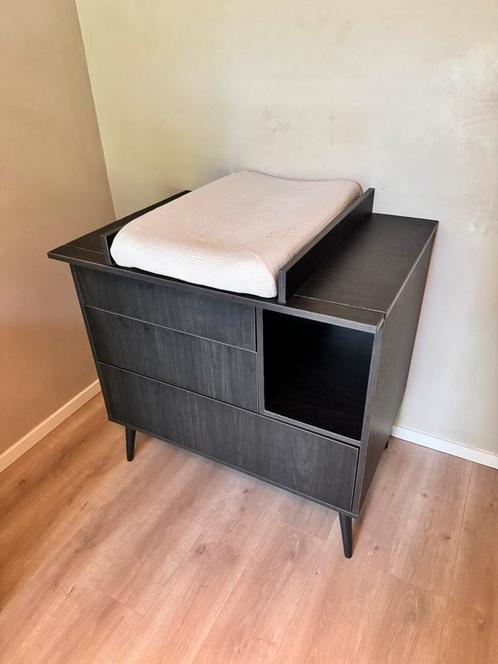 Quax cocoon Commode - Eboni, Kinderen en Baby's, Kinderkamer | Commodes en Kasten, Zo goed als nieuw, Commode, 90 tot 105 cm, 75 tot 100 cm