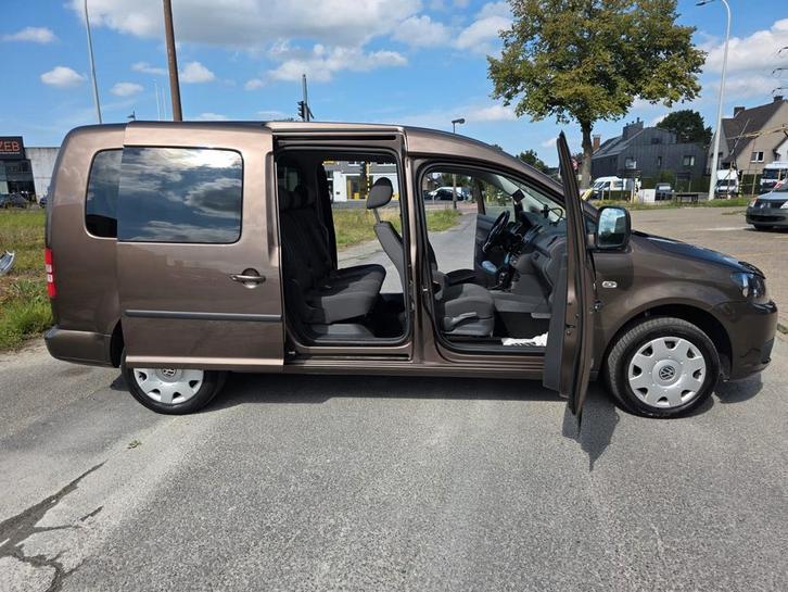 Volkswagen Caddy Maxi 1.6tdi Automatigue 7 zitplaatsen, Auto's, Bestelwagens en Lichte vracht, Particulier, ABS, Airbags, Airconditioning