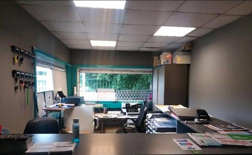 KANTOOR + AUTOSTAANPLAATSEN TE HUUR IN WILRIJK NAAST IKEA, Zakelijke goederen, Bedrijfs Onroerend goed, Parkeerplaats, Huur