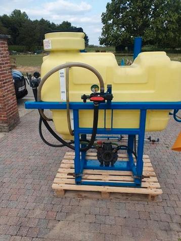 sproeivat DELVANO 400 liter beschikbaar voor biedingen