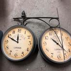 Antique vintage double side hanging clock, Ophalen, Zo goed als nieuw