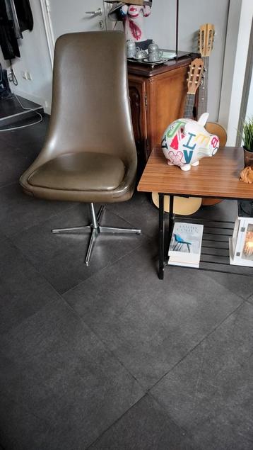 Vintage space-age fauteuil  beschikbaar voor biedingen