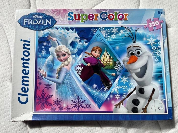 Puzzle Clementoni « Reine des neiges » - 250 pcs - 8+, Kinderen en Baby's, Speelgoed | Kinderpuzzels, Zo goed als nieuw, 6 jaar of ouder
