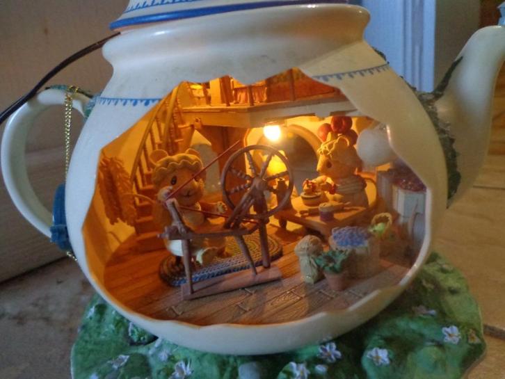 Mooie oude enesco muziekdoos - theepot, Antiek en Kunst, Curiosa en Brocante, Ophalen of Verzenden