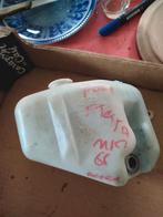 Ruiten wisser sproeier tank ford Fiesta mk2, Ophalen of Verzenden, Ford