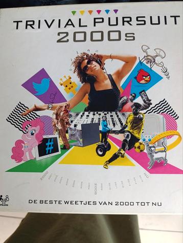Gezelschapsspel Trivial pursuit 2000s Hasbro beschikbaar voor biedingen