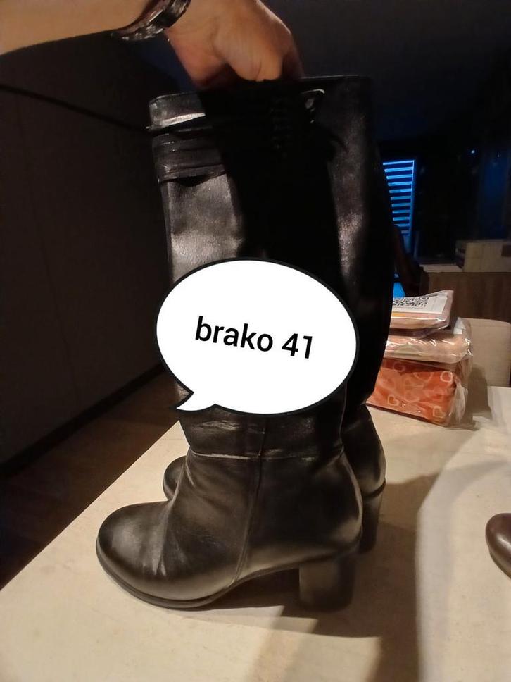 Laarzen brako 41, Kleding | Dames, Schoenen, Zo goed als nieuw, Hoge laarzen, Zwart, Ophalen of Verzenden