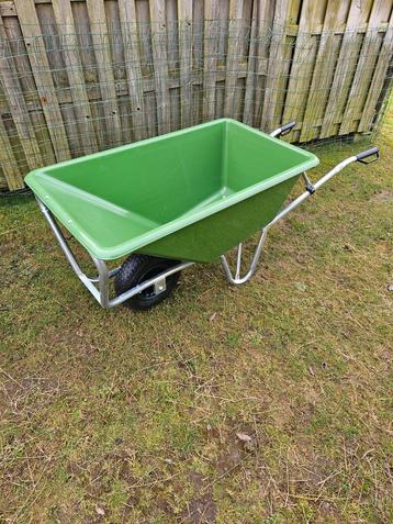 Kruiwagen met groene kunststof bak pvc Hummer 190 liter  beschikbaar voor biedingen