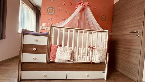 Babybedset met matras en laden, Kinderen en Baby's, Kinderkamer | Complete kinderkamers, Zo goed als nieuw, Jongetje of Meisje