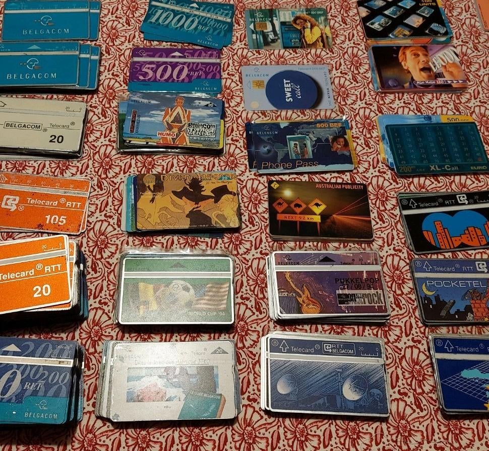 Plus de 300 cartes de téléphone Belgique, Enlèvement ou Envoi