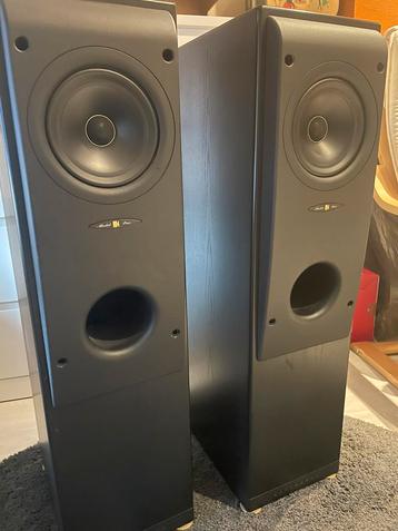Kef Référence Made in England Modèle One beschikbaar voor biedingen