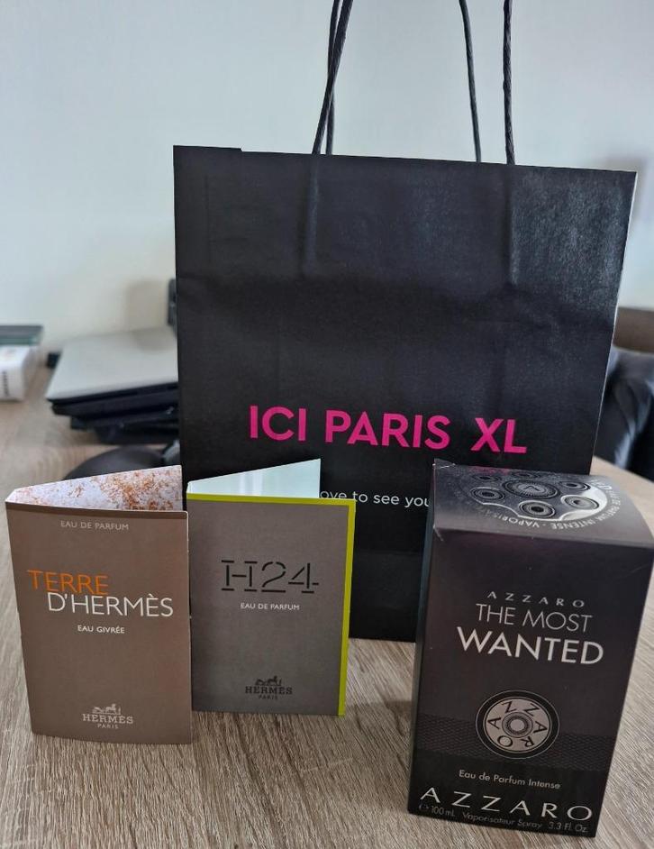 Nieuwe parfum azzaro the most wanted eau de parfum intense, Handtassen en Accessoires, Uiterlijk | Parfum, Nieuw, Ophalen