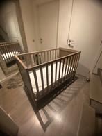 Houten babybedje inclusief matras, Kinderen en Baby's, Ophalen, Zo goed als nieuw, Ledikant