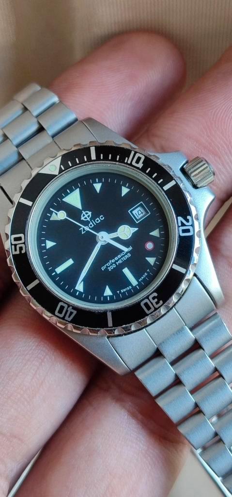 Vintage Zodiac Professional 200 m RED DOT 208.21.05, Handtassen en Accessoires, Horloges | Antiek, Ophalen of Verzenden