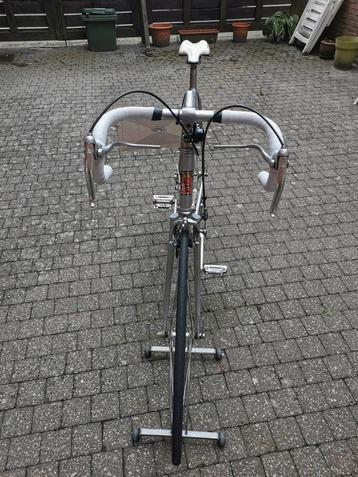 Gerestaureerde vintage fiets, Enlèvement