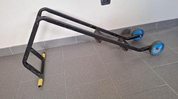 Universele nokhaak voor ladders beschikbaar voor biedingen