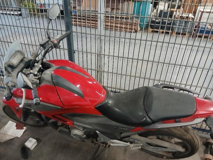 Honda nc700x, Motoren, Motoren | Honda, Particulier, Toermotor, 12 t/m 35 kW, 2 cilinders, ABS, Ophalen