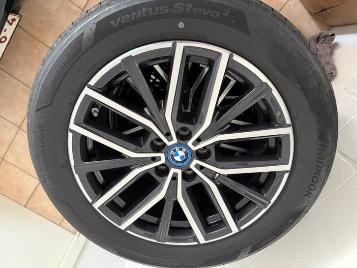 4 Jantes + pneus BMW 18 Inch M-style 838M X1/iX1/X2/iX2 Neuf, Autos : Pièces & Accessoires, Pneus & Jantes, Pneu(s), Pneus été