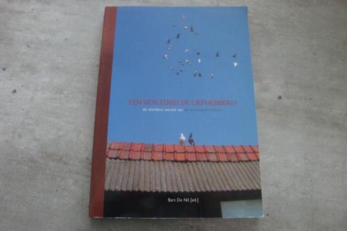 EEN GEVLEUGELDE LIEFHEBBERIJ, Boeken, Overige Boeken, Gelezen, Ophalen of Verzenden