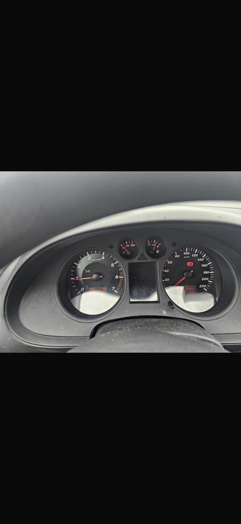 1.2 Seat Ibiza 2005, Autos, Seat, Particulier, Ibiza, Essence, Euro 4, Coupé, 3 portes, Boîte manuelle, Argent ou Gris, Noir, Tissu