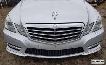 W212 MOTORKAP PORTIER DEUR BUMPER ACHTERKLEP KLEUR 775 beschikbaar voor biedingen