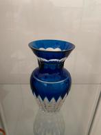 Petits Vases Cristal, Enlèvement