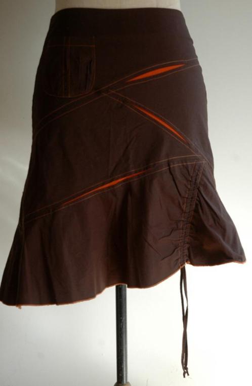 CACHE-CACHE - Jupe brune touches orange - T.40, Kleding | Dames, Rokken, Maat 38/40 (M), Bruin, Ophalen of Verzenden