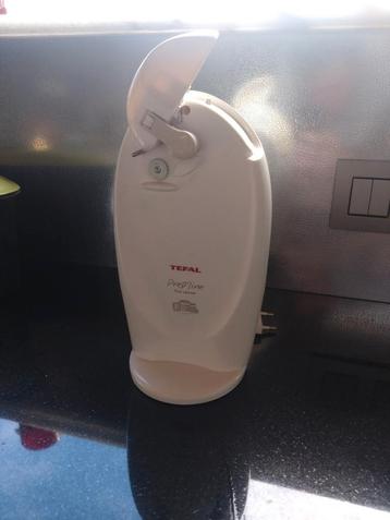 Tefal electrische blik-opener met messen slijper beschikbaar voor biedingen