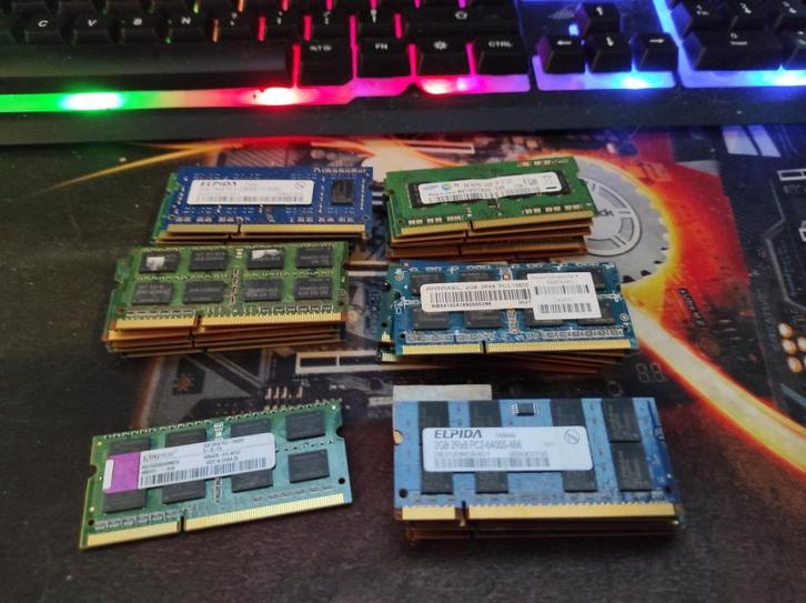 Meer dan 20x DDR3 & 5x DDR2, 2Gb, Computers en Software, RAM geheugen, Gebruikt, Laptop, 2 GB, DDR3, Ophalen