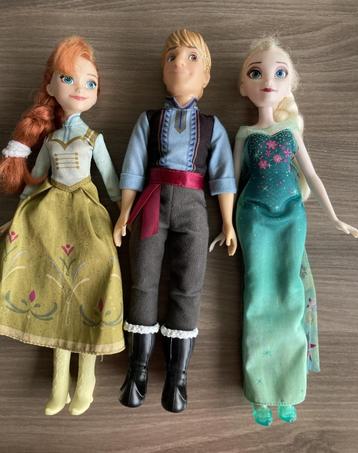 3 Frozen popjes Elza, Anna en Ktristof samen 